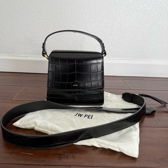 THE FAE TOP HANDLE BAG - BLACK CROC - Picture 9 of 9